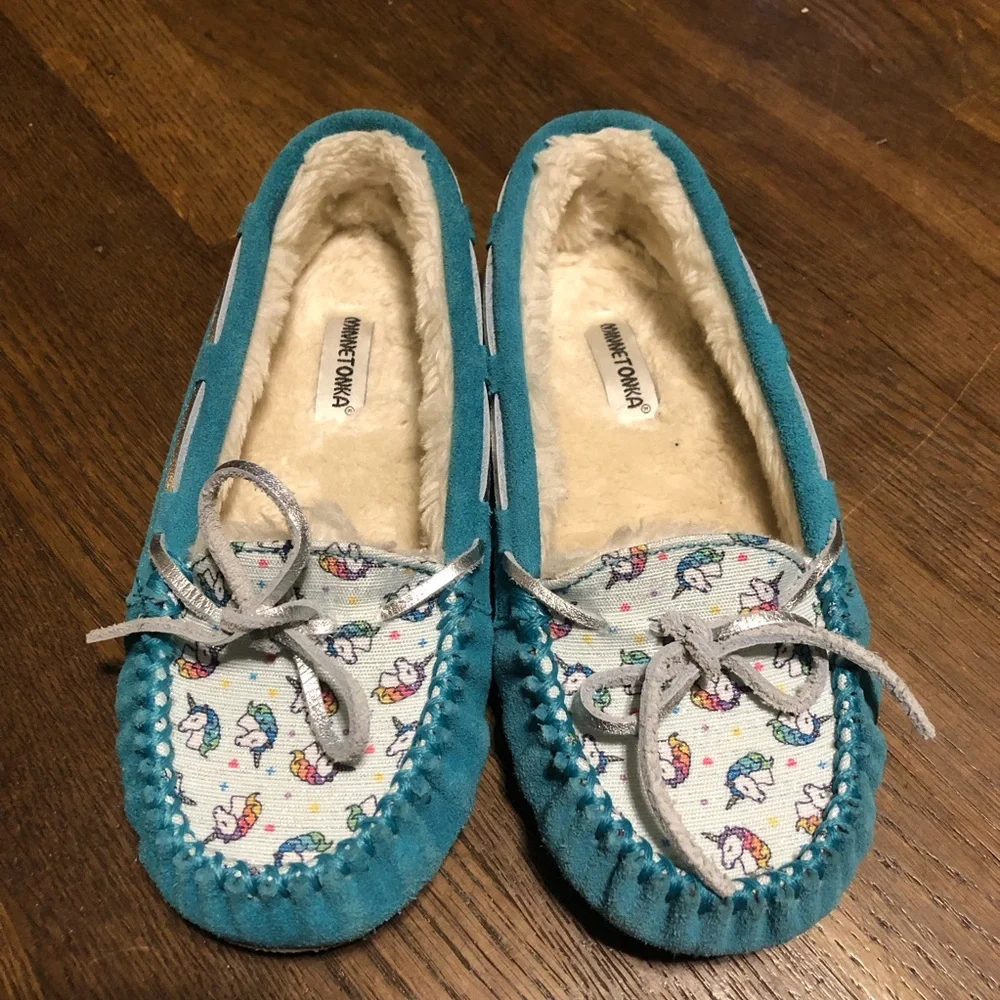 Minnetonka Kids Cassie Turquoise Unicorn Slippers Size 3